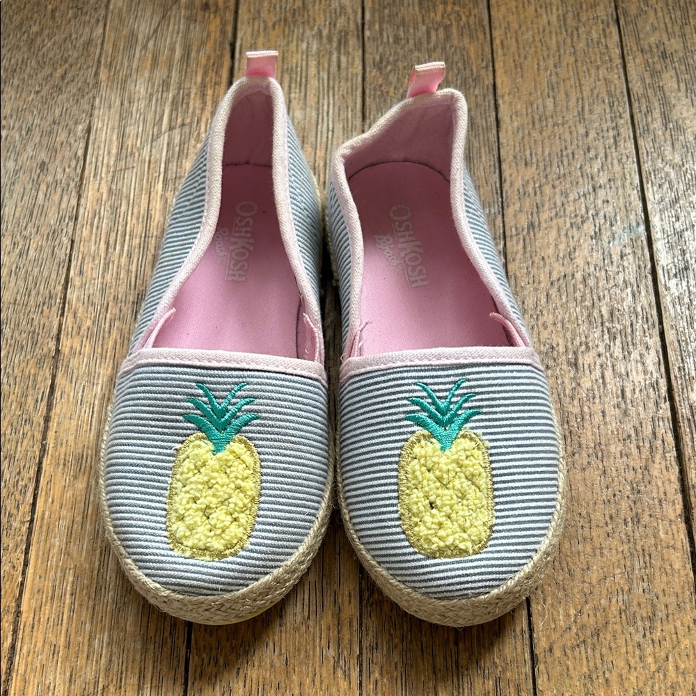 Carter's Girls’ Gray & Pink Pineapple Slip-On Shoes